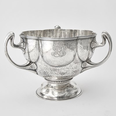 Lot 165 - Edward VII Sterling Silver Three Handled Bowl