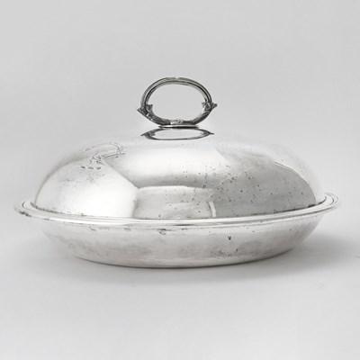 Lot 171 - Horse Racing Interest: George III Sterling Silver Covered Dish