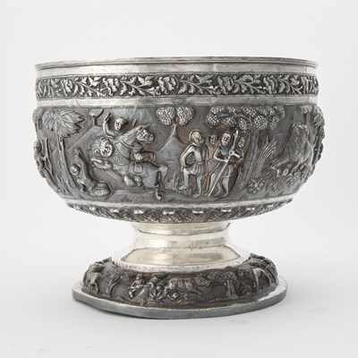 Lot 162 - Anglo Indian Silver Punch Bowl