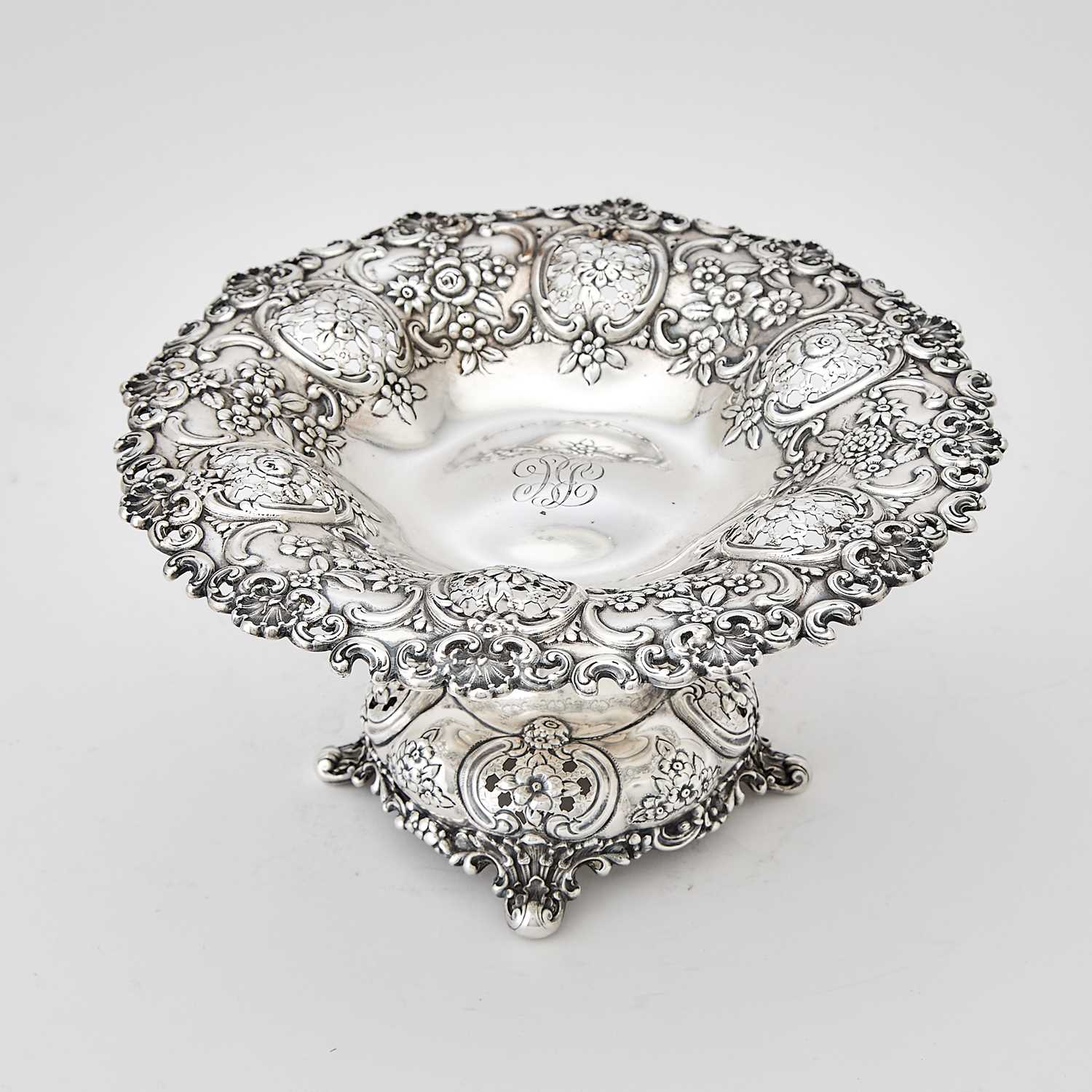 Lot 135 - Tiffany & Co. Sterling Silver Tazza