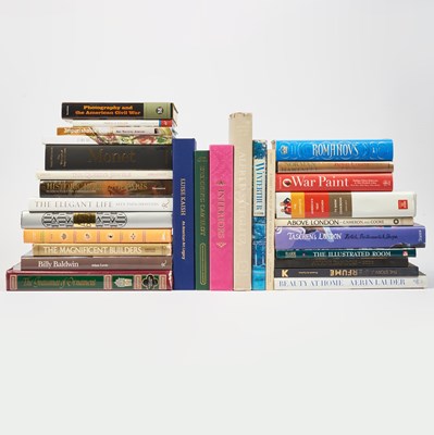 Lot 176 - A large group of art and design monographs