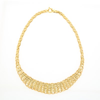 Lot 2094 - Gold Necklace