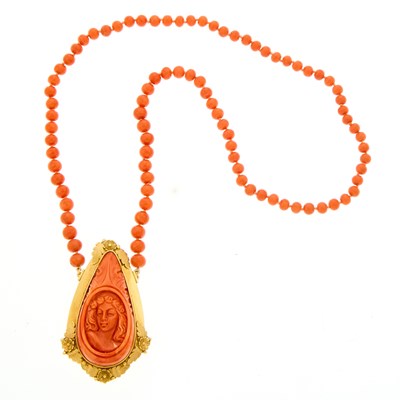Lot 2119 - Coral Bead Necklace with Gold and Carved Coral Pendant Clip-Brooch Clasp