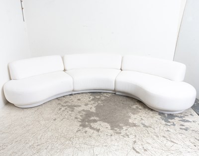 Lot 22 - Vladimir Kagan-Style White Sofa