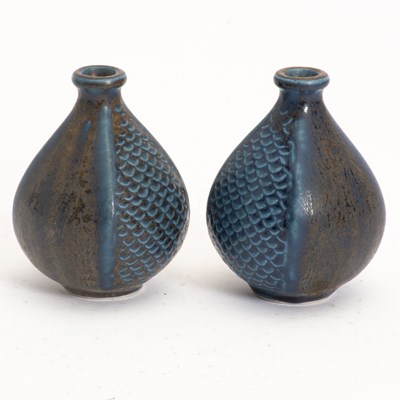 Lot 264 - Pair of William Kage Vases