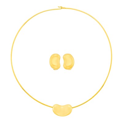Lot 2 - Tiffany & Co., Elsa Peretti Gold 'Bean' Torque Necklace and Pair of Earclips