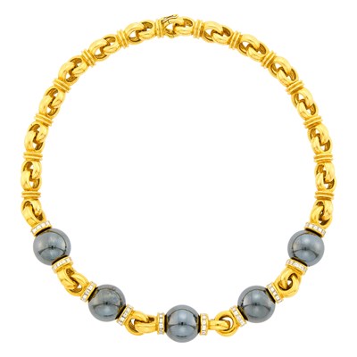 Lot 19 - Bulgari Gold, Hematite Bead and Diamond Circle Link Necklace