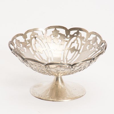 Lot 288 - Sterling Footed Bowl