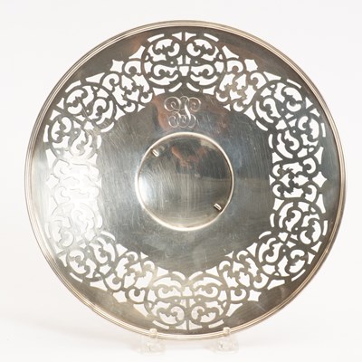 Lot 290 - Sterling Round Tray