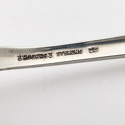 Lot 186 - Rogers Sterling Silver "Bridal Veil" Pattern Flatware Service
