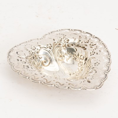Lot 293 - Sterling Heart Form Footed Dish