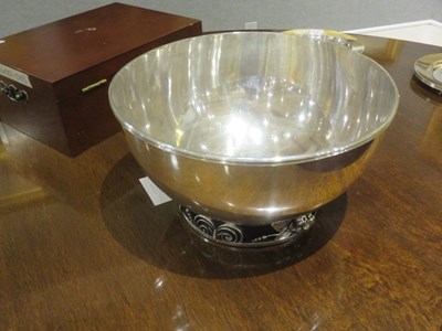 Lot 169 - Horse Racing Interest: Alphonse La Paglia for International Silver Co. Sterling Silver Punch Bowl
