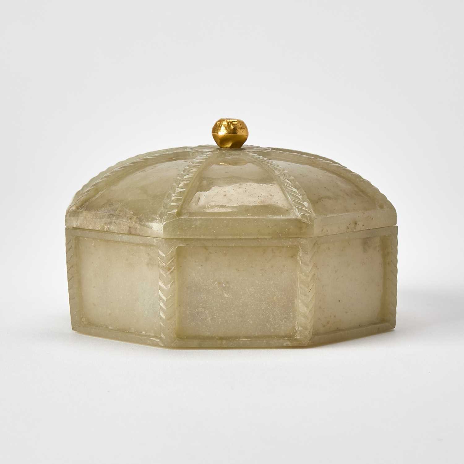 Lot 395 - A Mughal Indian Jade Octagonal Pandan Box and Cover
