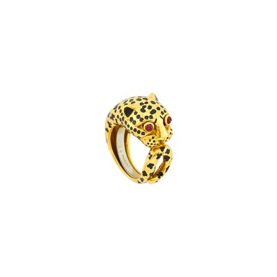 Lot 43 - David Webb Gold, Black Enamel and Ruby Panther Ring