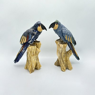 Lot 1135 - Two Hardstone Figures of Parrots