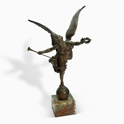 Lot 1152 - Bronze Figure of Victory