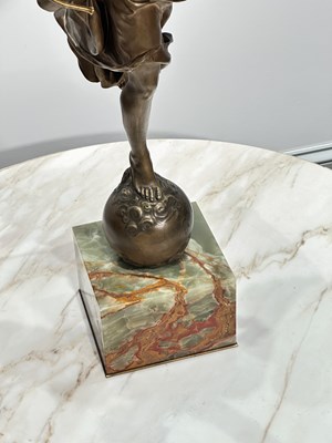 Lot 1152 - Bronze Figure of Victory