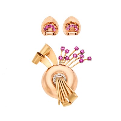 Lot 2191 - Tricolor Gold, Ruby and Diamond Brooch and Pair of Earclips