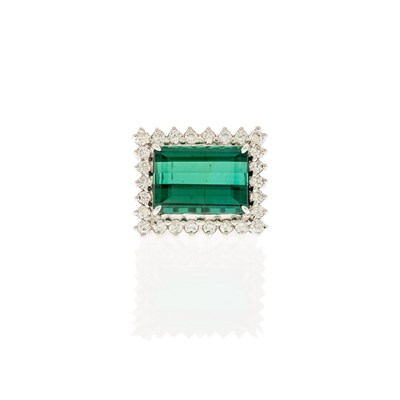 Lot 1118 - White Gold, Tourmaline and Diamond Ring