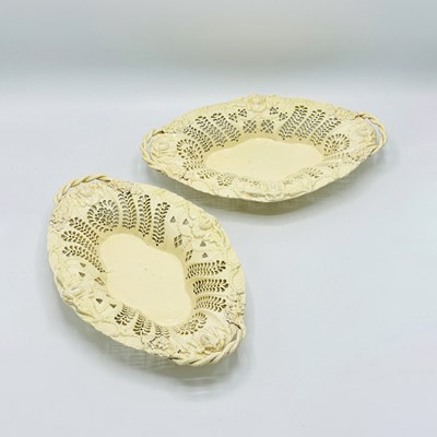 Lot 1085 - Pair of English Creamware Fruit Bowls