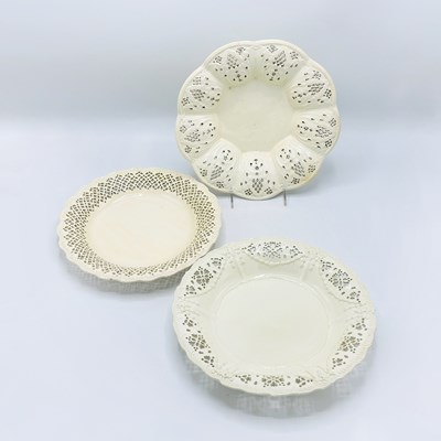 Lot 1088 - Nine English Creamware Dishes