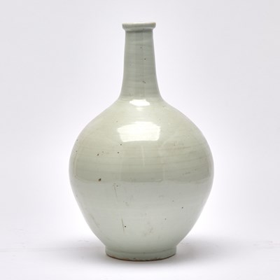 Lot 309 - A Korean White Glazed Porcelain Vase