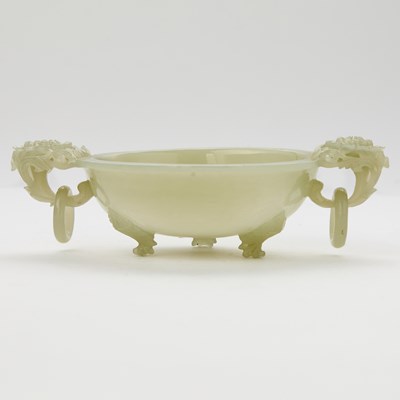 Lot 486 - A Chinese Mughal-Style White Jade Tripod Censer