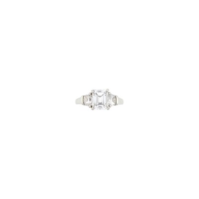 Lot 1103 - Platinum and Diamond Ring
