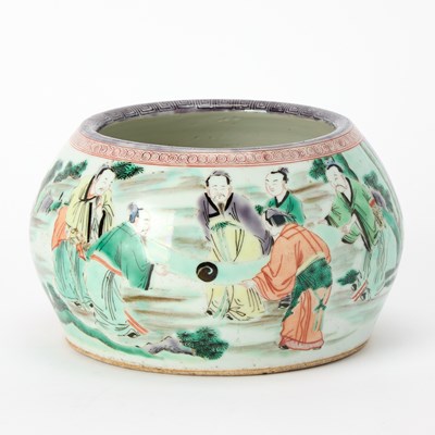 Lot 533 - A Chinese Famille Verte Porcelain Games Jar