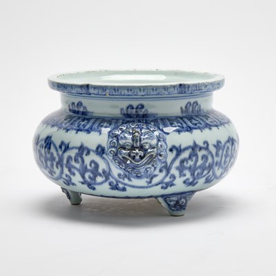 Lot 73 - A Chinese Blue and White Porcelain Tripod Censer
