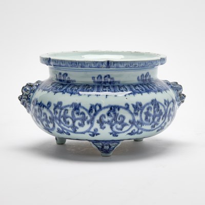 Lot 73 - A Chinese Blue and White Porcelain Tripod Censer