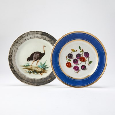 Lot 376 - Two Paris Porcelain Cabinet Plates