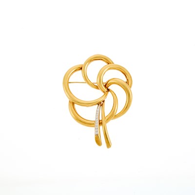 Lot 1001 - Gold and Diamond Flower Brooch