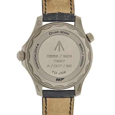 Lot 115 - "007" logo designer Joe Caroff's James Bond Omega Titanium 'Seamaster Diver 300M' Wristwatch