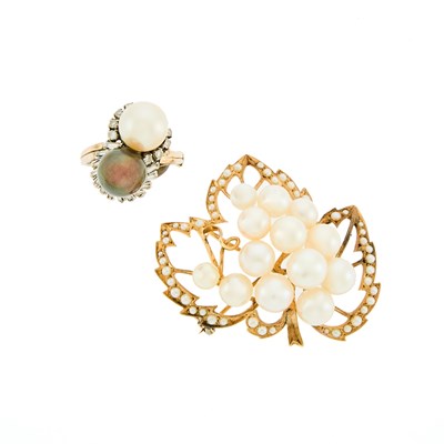 Lot 1220 - Gold and Cultured Pearl Brooch and Cultured and Gray Tahitian Cultured Pearl and Diamond Ring
