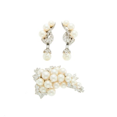 Lot 1143 - Kurt Wayne White Gold, Cultured Pearl and Diamond Brooch and Pair of Pendant-Earclips