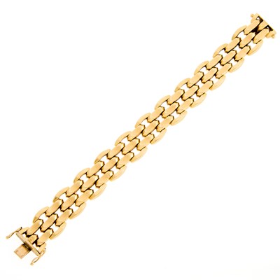 Lot 1093 - Gold Link Bracelet