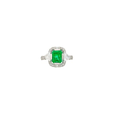 Lot 160 - Platinum, Emerald and Diamond Ring