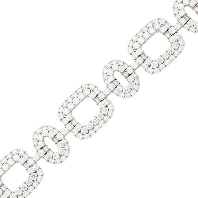 Lot 81 - White Gold and Diamond Link Bracelet