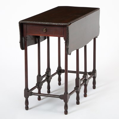 Lot 245 - George III Mahogany Spider Gateleg Table