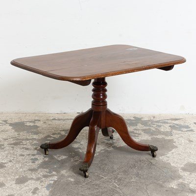 Lot 164 - George III Style Tilt-Top Mahogany Table