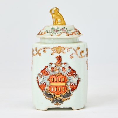 Lot 329 - Chinese Export Armorial Quatrefoil Tea Caddy and Cover