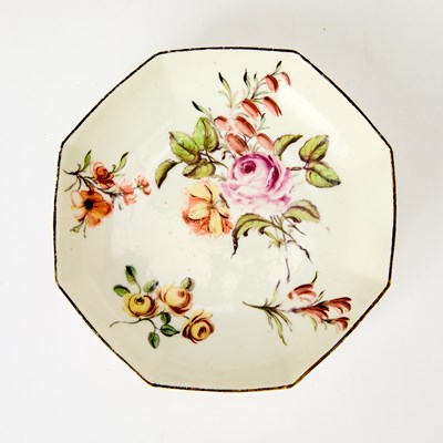 Lot 371 - Chelsea Octagonal Saucer