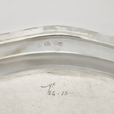 Lot 81 - George III Sterling Silver Platter