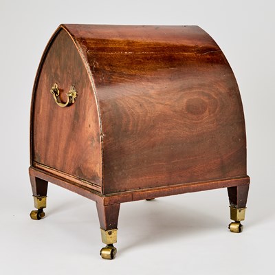 Lot 391 - George III Mahogany Wine Cellarette