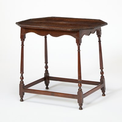 Lot 256 - William and Mary Style Oak Octagonal Side Table