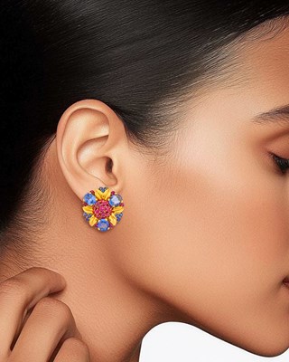 Lot 248 - Van Cleef & Arpels Pair of Gold, Sapphire and Ruby Clips and Pair of Earclips