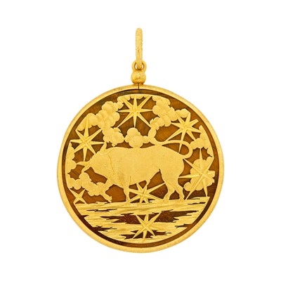 Lot 88 - Gianmaria Buccellati Gold and Tiger's Eye Taurus Pendant