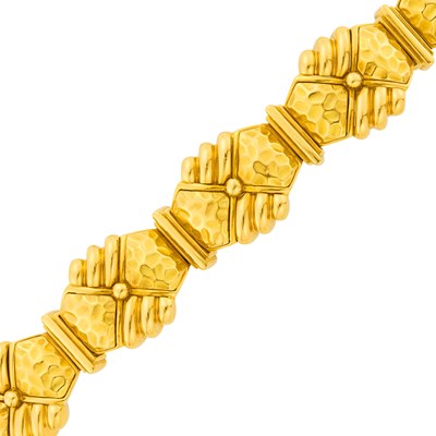 Lot 1218 - Hammerman Brothers Hammered Gold Link Necklace, Bracelet and Pair of Door Knocker Earclips
