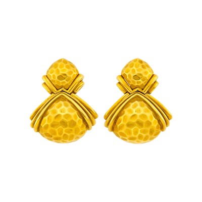 Lot 1218 - Hammerman Brothers Hammered Gold Link Necklace, Bracelet and Pair of Door Knocker Earclips